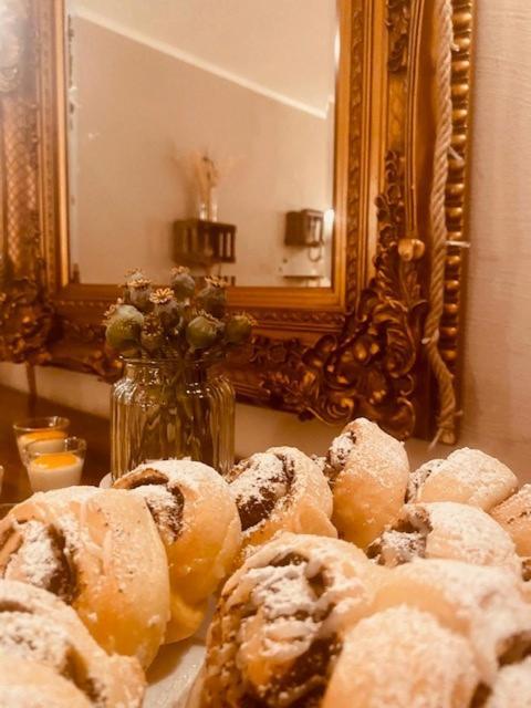Kleine Residenz Am Schloss هوتشهيم ام ماين المظهر الخارجي الصورة